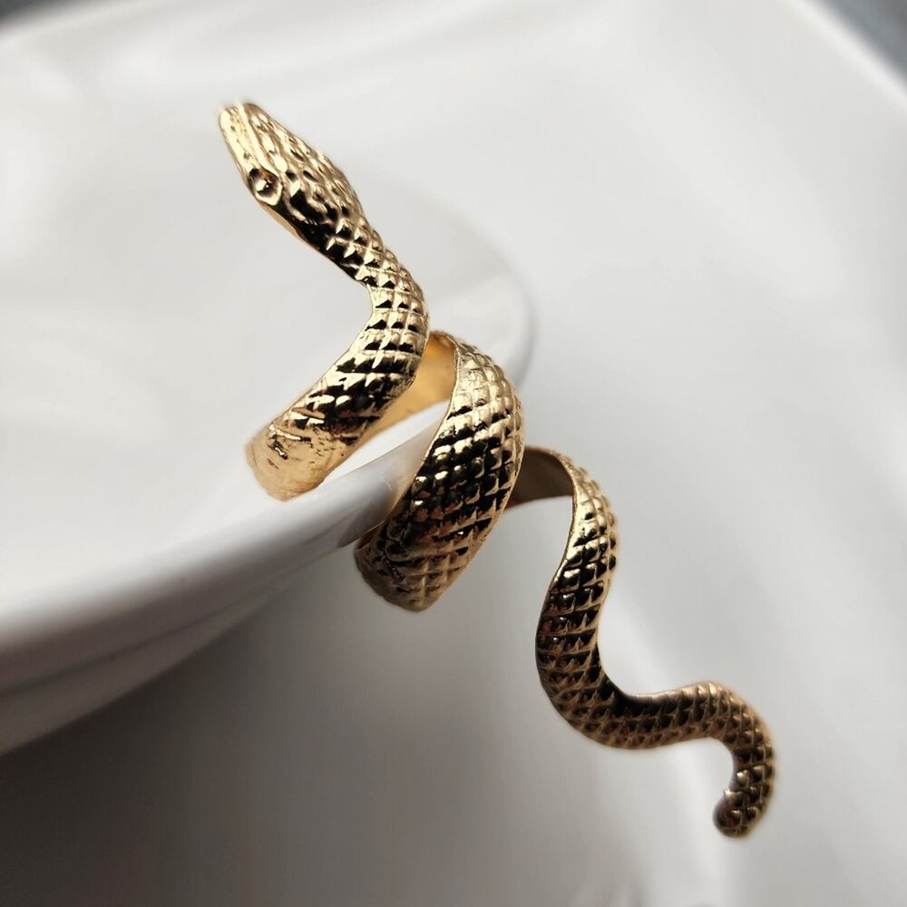 Gold Swirling Wrap Around Snake Ring - Picture 5 of 6